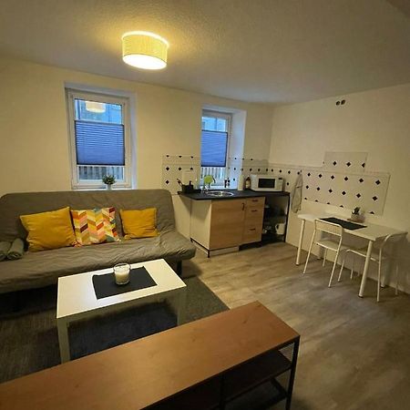 Ruhiges Apartment Im Herzen Von 게라 외부 사진